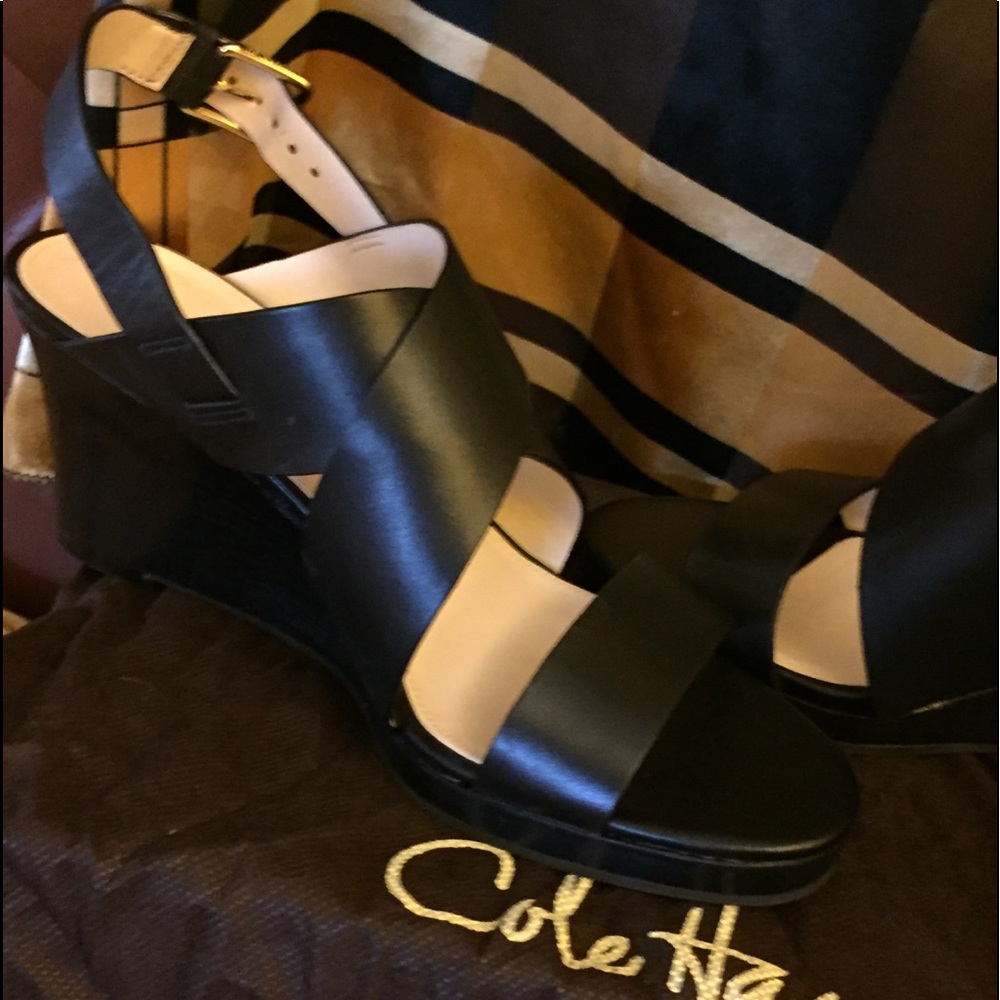 Ladies shoes